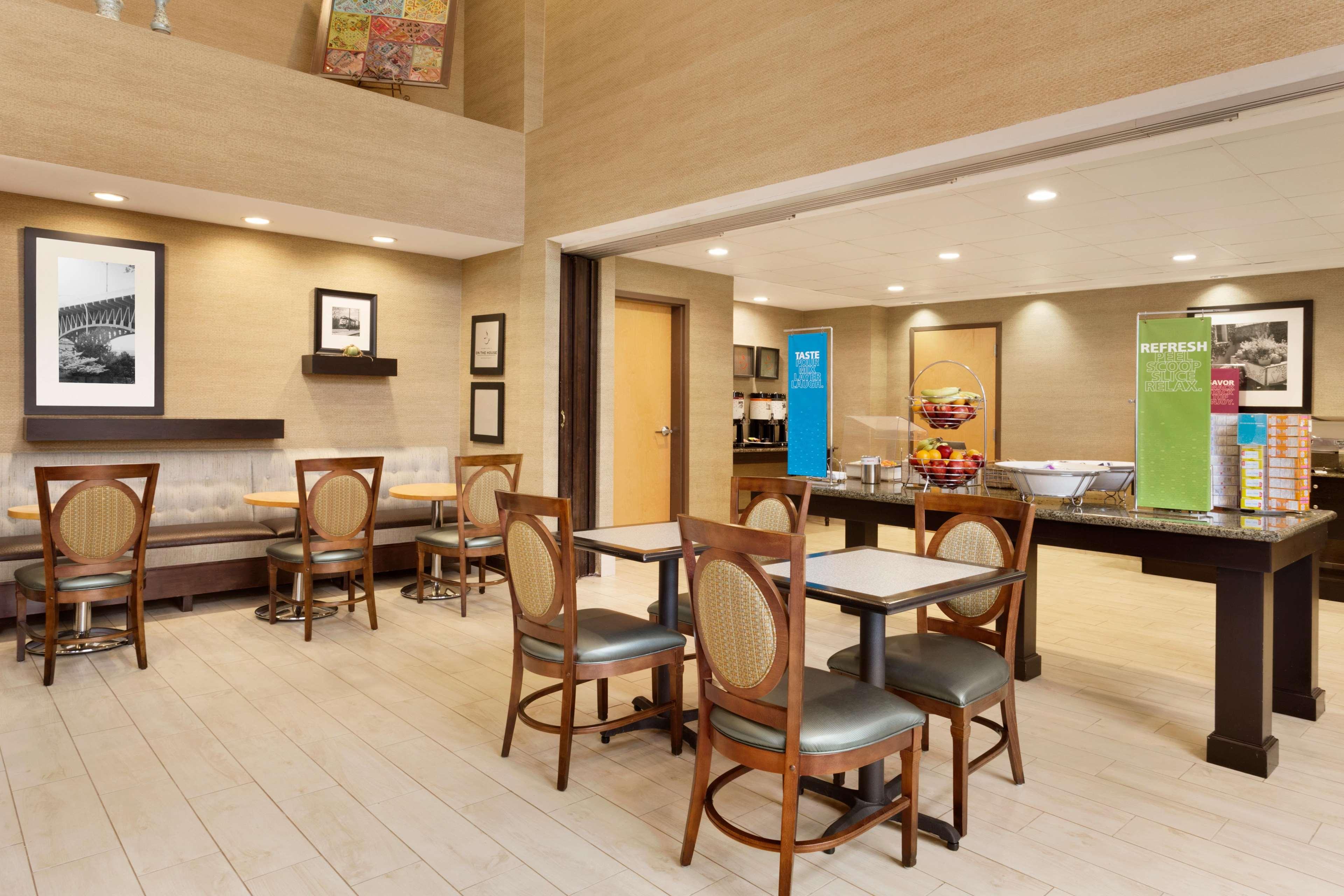Hampton Inn & Suites Birmingham Airport Area Irondale Eksteriør billede