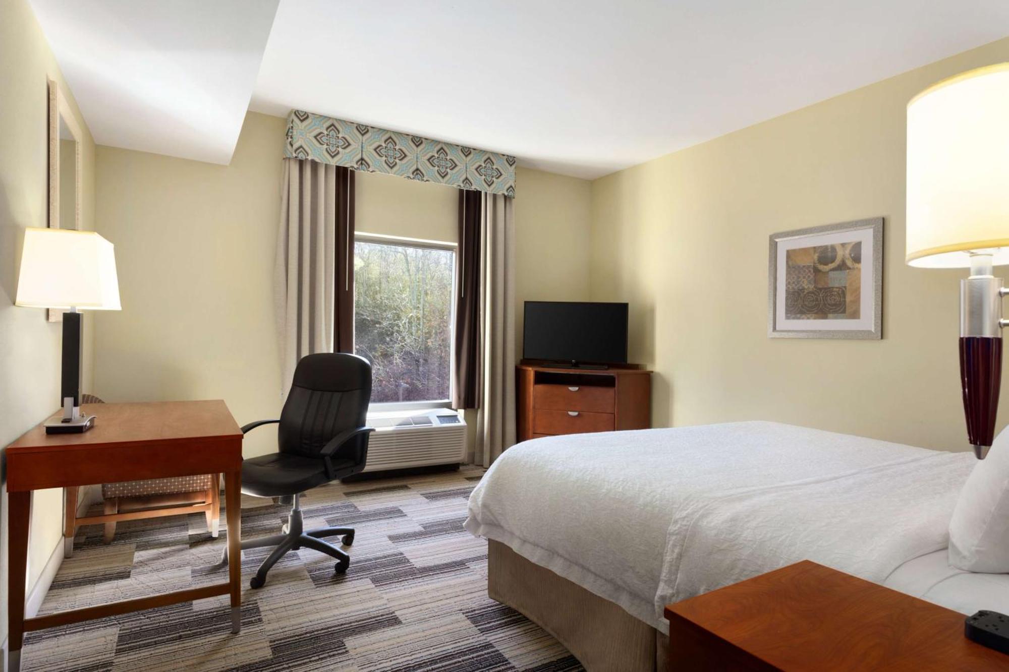Hampton Inn & Suites Birmingham Airport Area Irondale Eksteriør billede