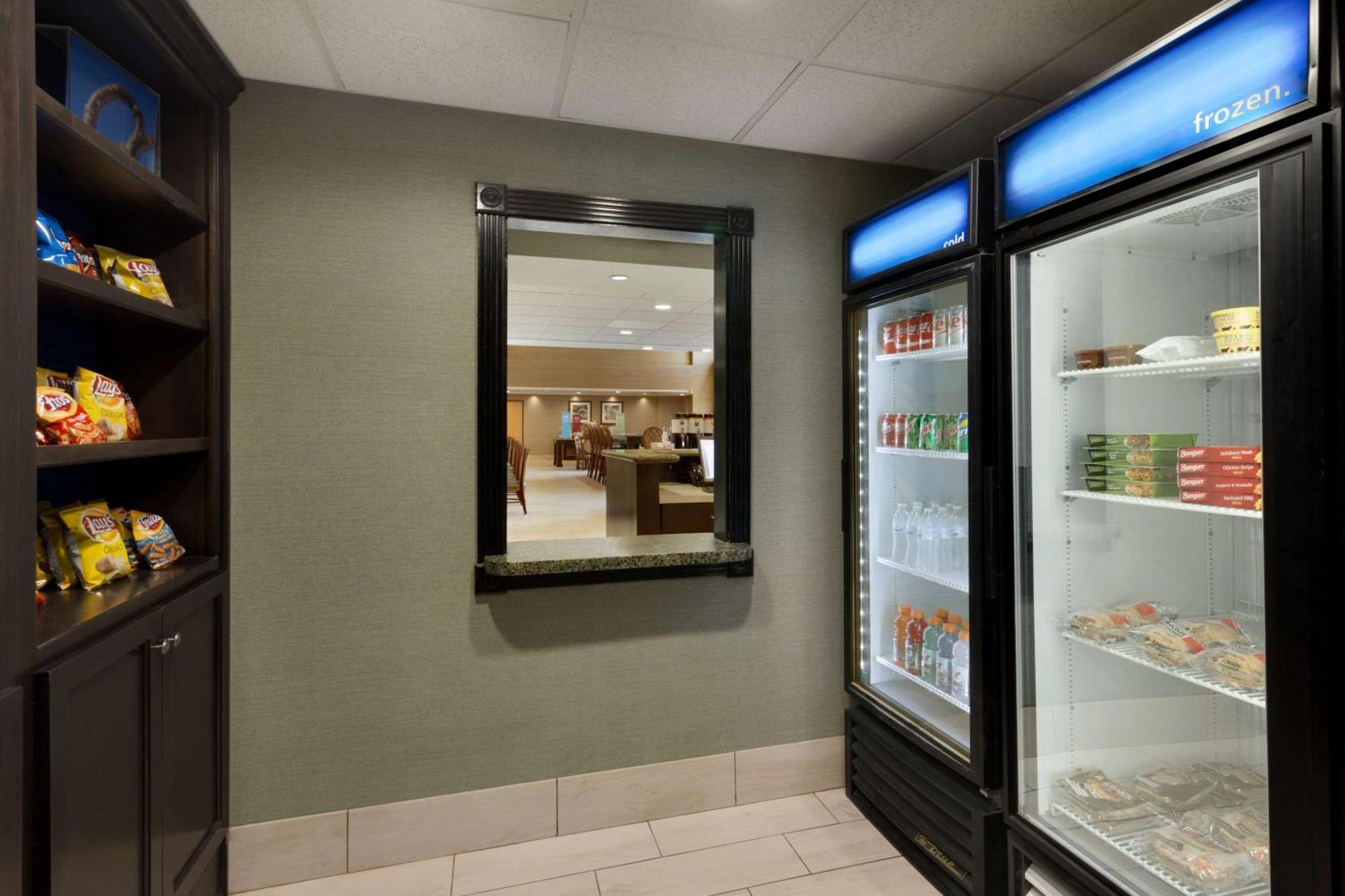 Hampton Inn & Suites Birmingham Airport Area Irondale Eksteriør billede