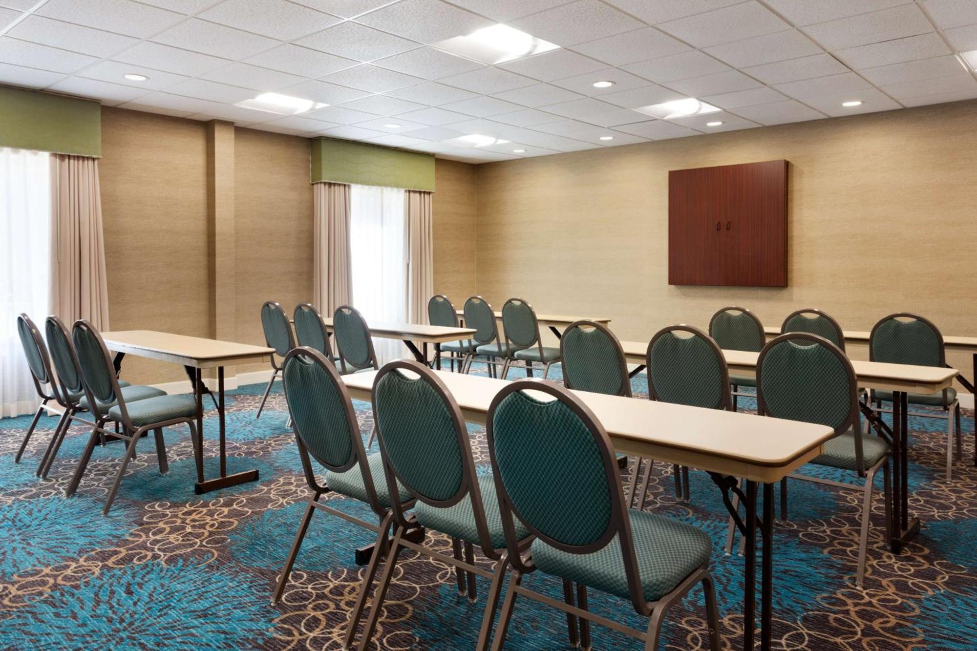 Hampton Inn & Suites Birmingham Airport Area Irondale Eksteriør billede