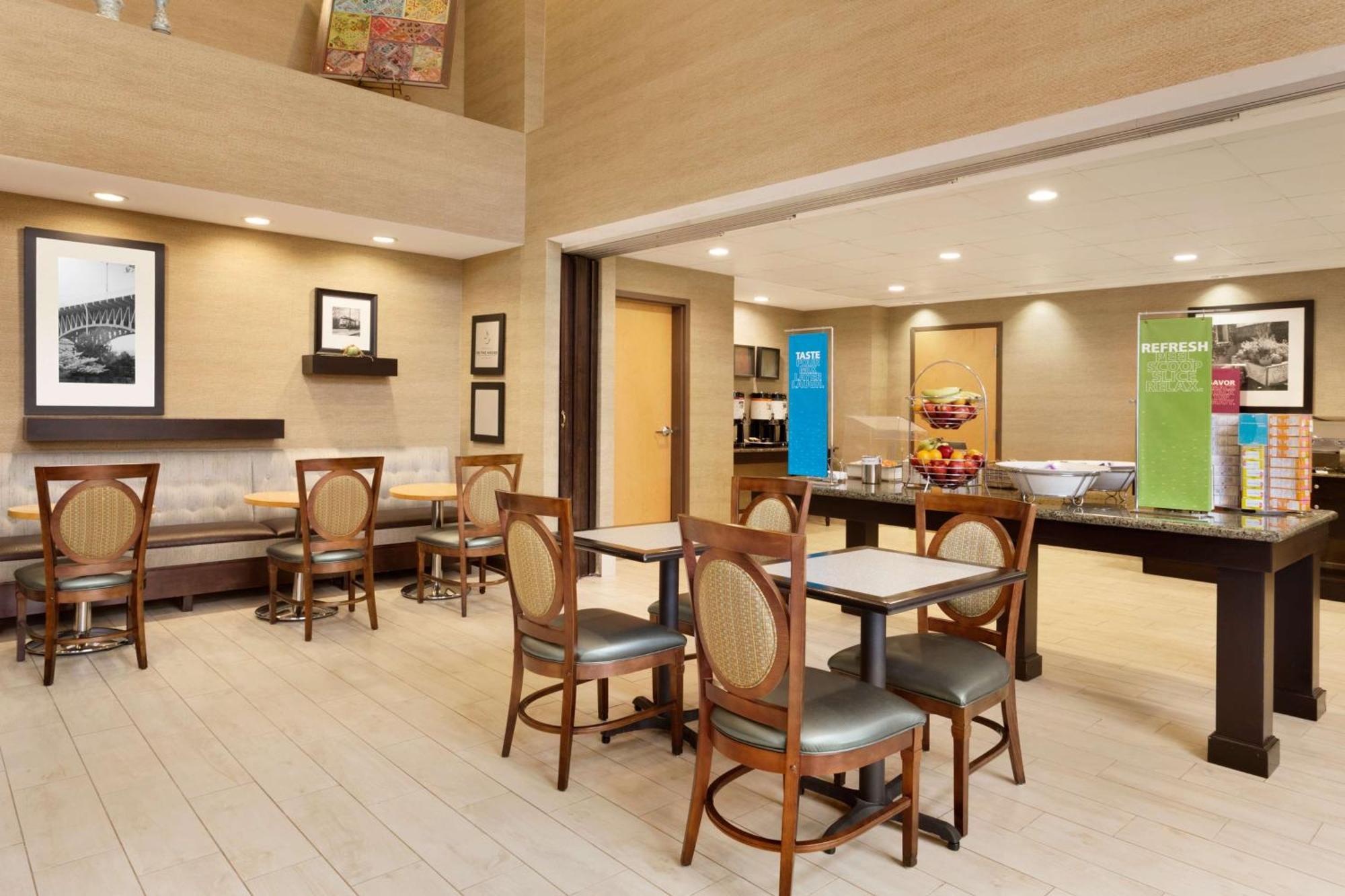 Hampton Inn & Suites Birmingham Airport Area Irondale Eksteriør billede
