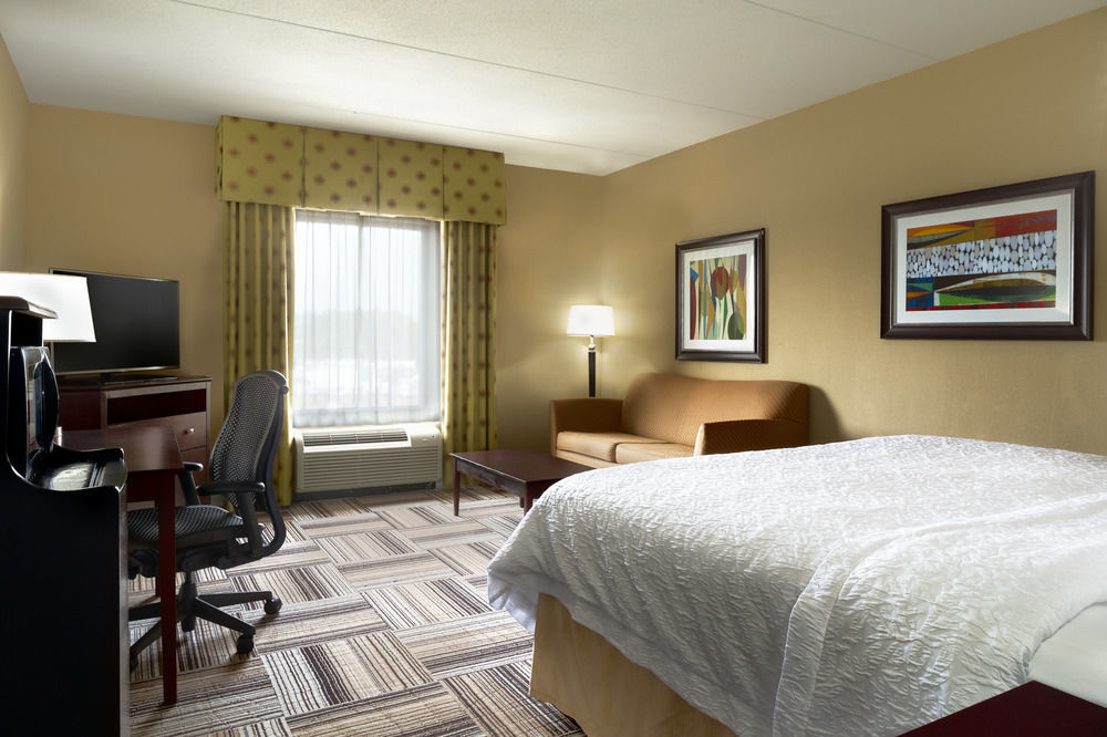 Hampton Inn & Suites Birmingham Airport Area Irondale Eksteriør billede